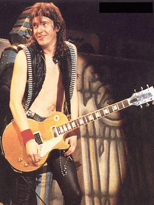 SOLD! - 1980 Gibson Les Paul Deluxe/Standard Goldtop - £1350 - Guitars ...